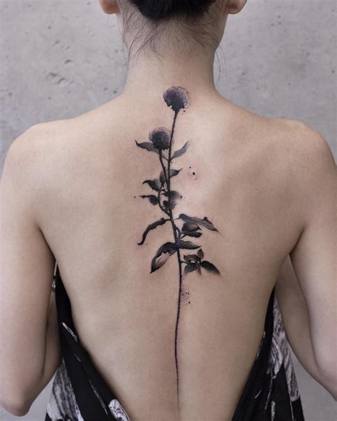 tatouage femme colonne vertébrale|50 idées de Tattoo Colonne vertébrale 